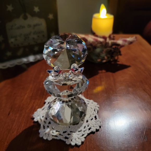 CRYSTAL WORLD ♡ Sweet Vintage Heavy Crystal Bird Bath Two Birds 'n Crystal Ball - Picture 14 of 17
